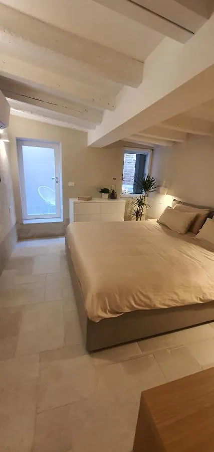 Dimore Del Borgo Antico - Corte Da Lezze 威尼斯 0*,  意大利